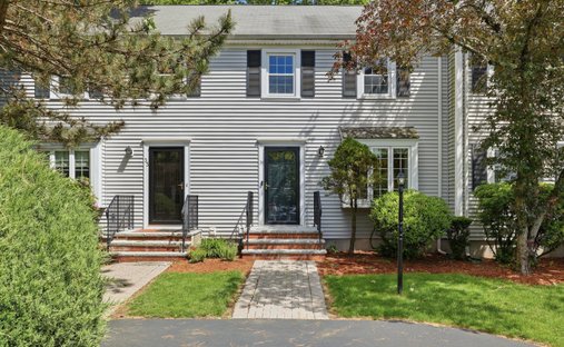 Condo in Waltham, Massachusetts, United States 1