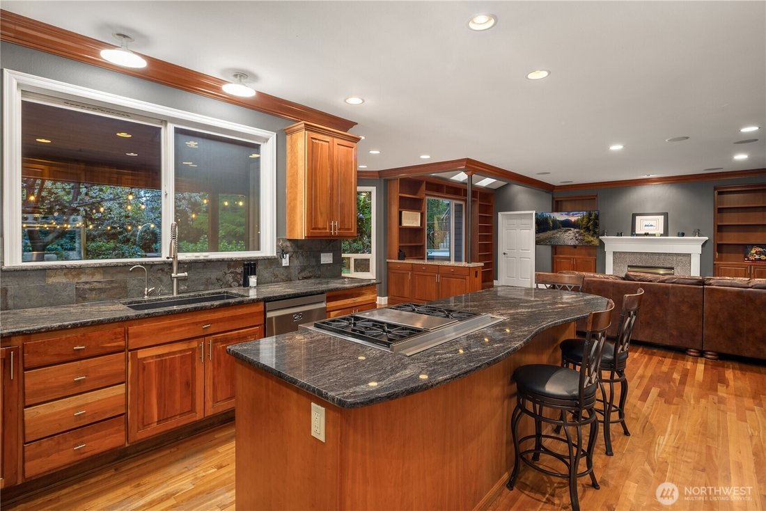 House in Bellevue, Washington, United States 5 - 18886264