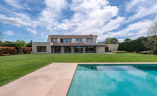 Finca a Pozuelo de Alarcón, Madrid, Spagna 1