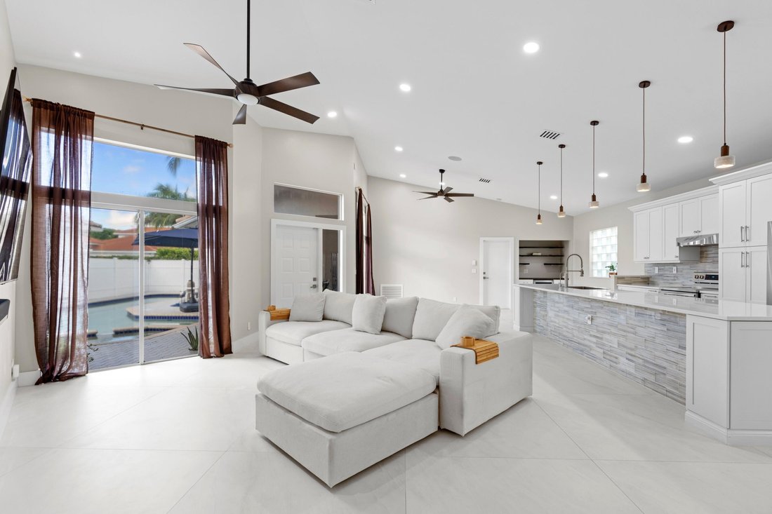 House in Boca Raton, Florida, United States 4 - 18889615