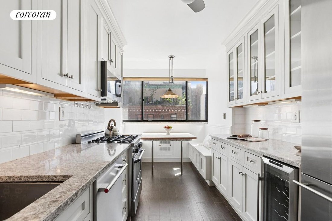 Condo in New York, New York, United States 4 - 18885813