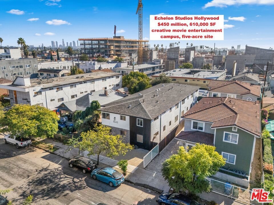 Los Angeles, California, United States 4 - 18889492