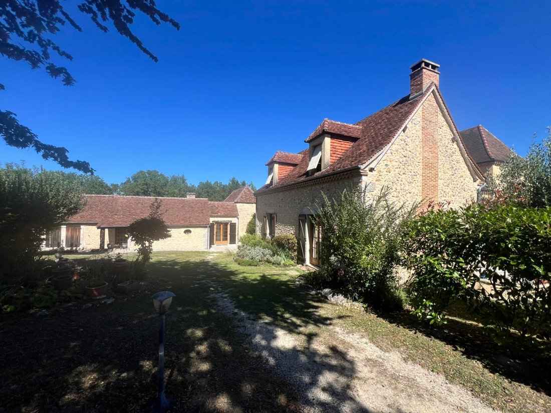 Casa en Rouffignac-Saint-Cernin-de-Reilhac, Nueva Aquitania, Francia 3 - 18890790