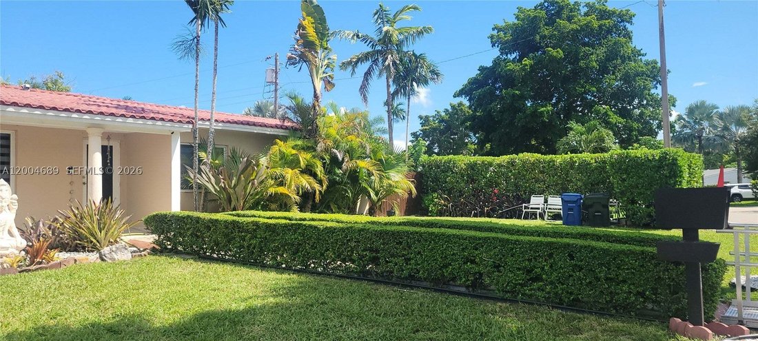 House in Miami, Florida, United States 5 - 17882452