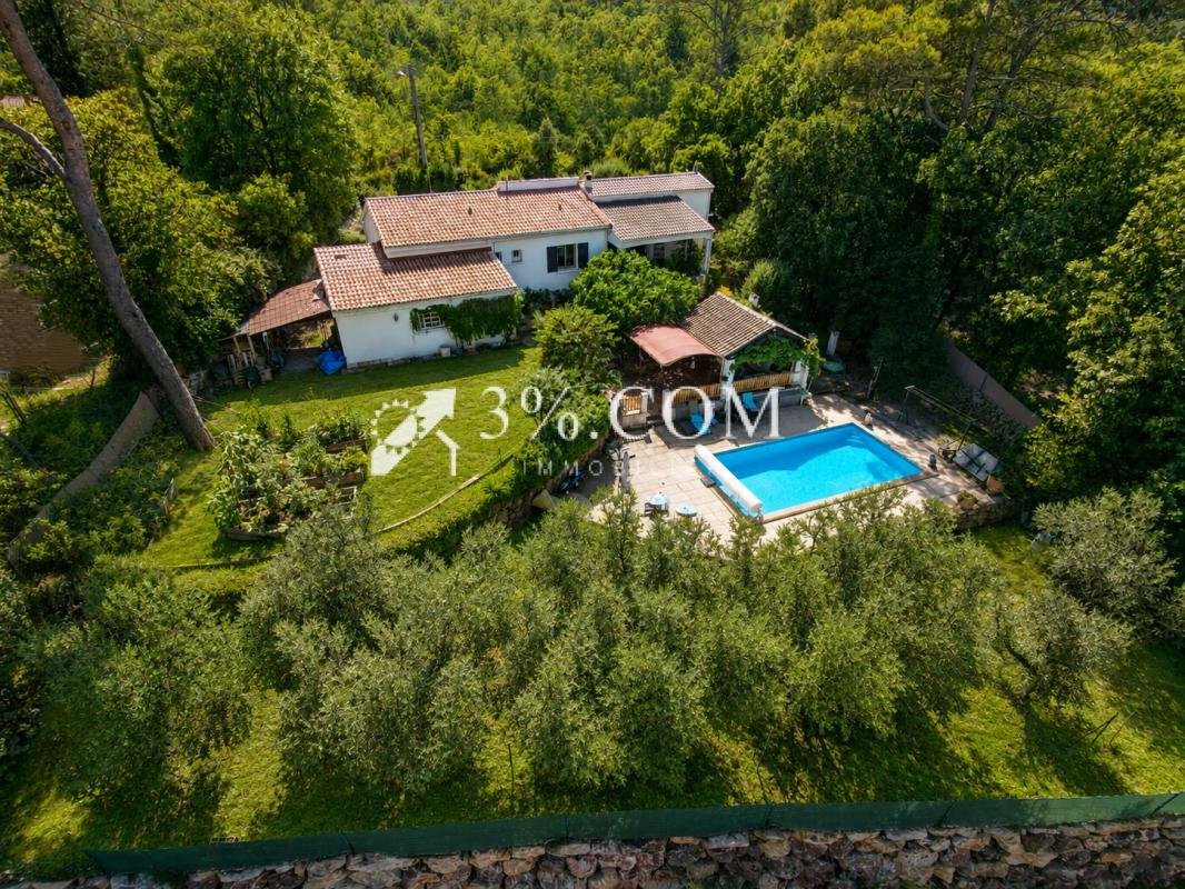 Villa à Le Thoronet, Provence-Alpes-Côte d'Azur, France 1 - 18884224
