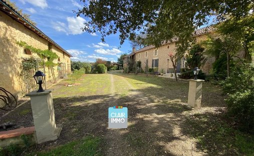 Maisons de campagne à Cazaubon, Occitanie, France 1