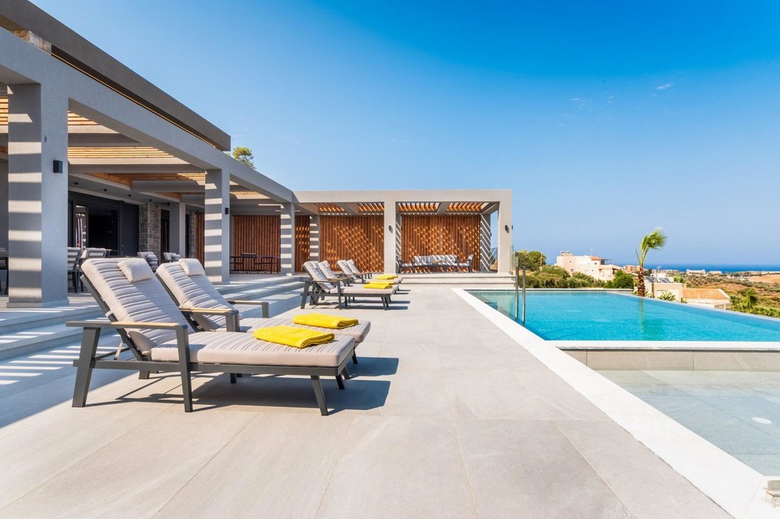 Villa in Community of Achlada, Gazi, Greece 3 - 17078528