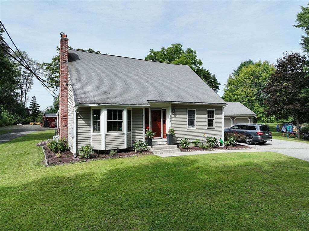 House in Burrillville, Rhode Island, United States 2 - 18889927