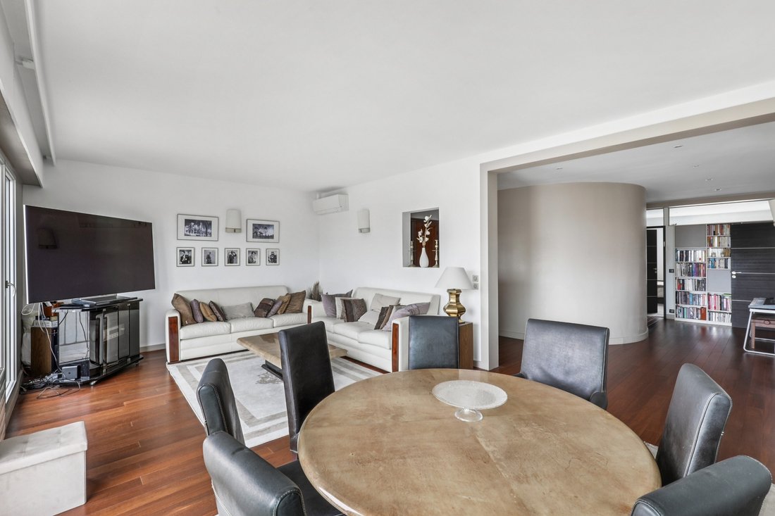 Apartment in La Plaine des Sablons, Neuilly-sur-Seine, France 5 - 16985201