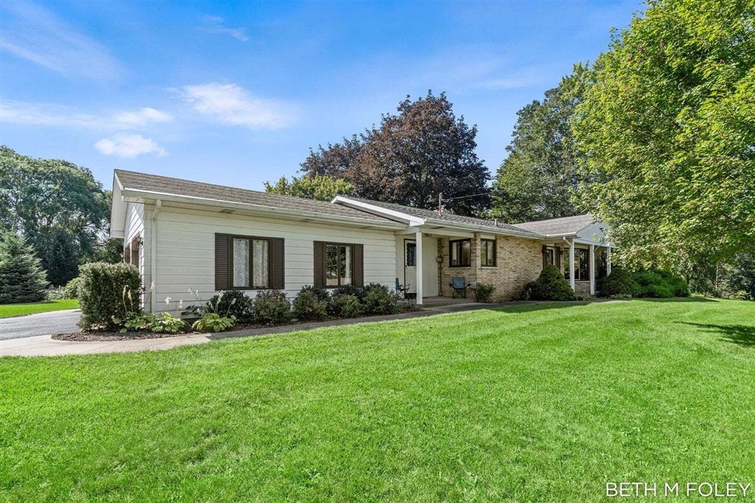 House in Holland, Michigan, United States 2 - 18879462