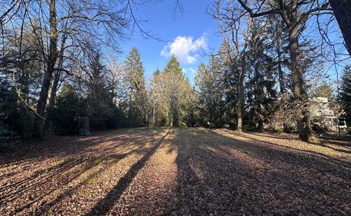 Land in Ouest, Lamorlaye, Frankreich 1