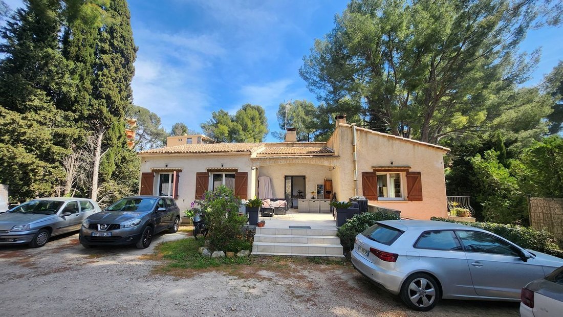 Casa en La Ciotat, Provenza-Alpes-Costa Azul, Francia 2 - 18881094