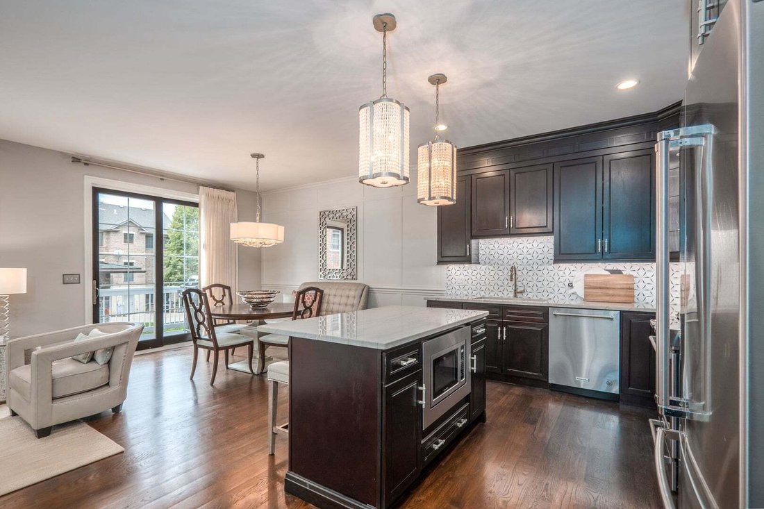 Townhouse in St. Charles, Illinois, United States 5 - 18889620