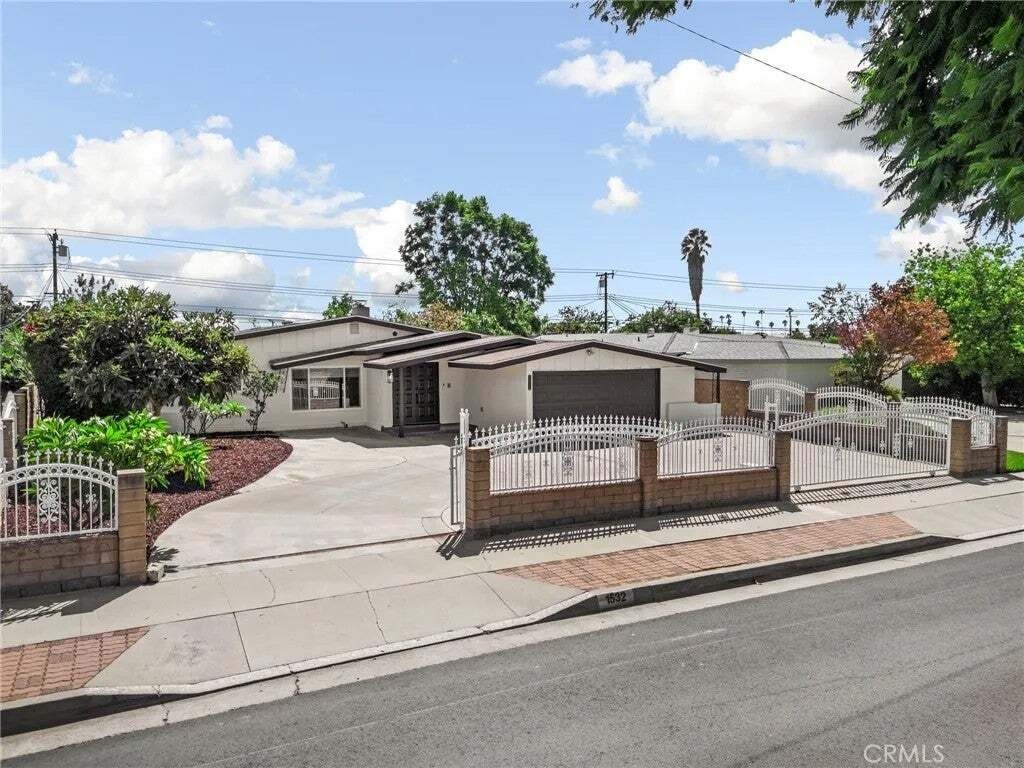 House in West Covina, California, United States 1 - 18879317