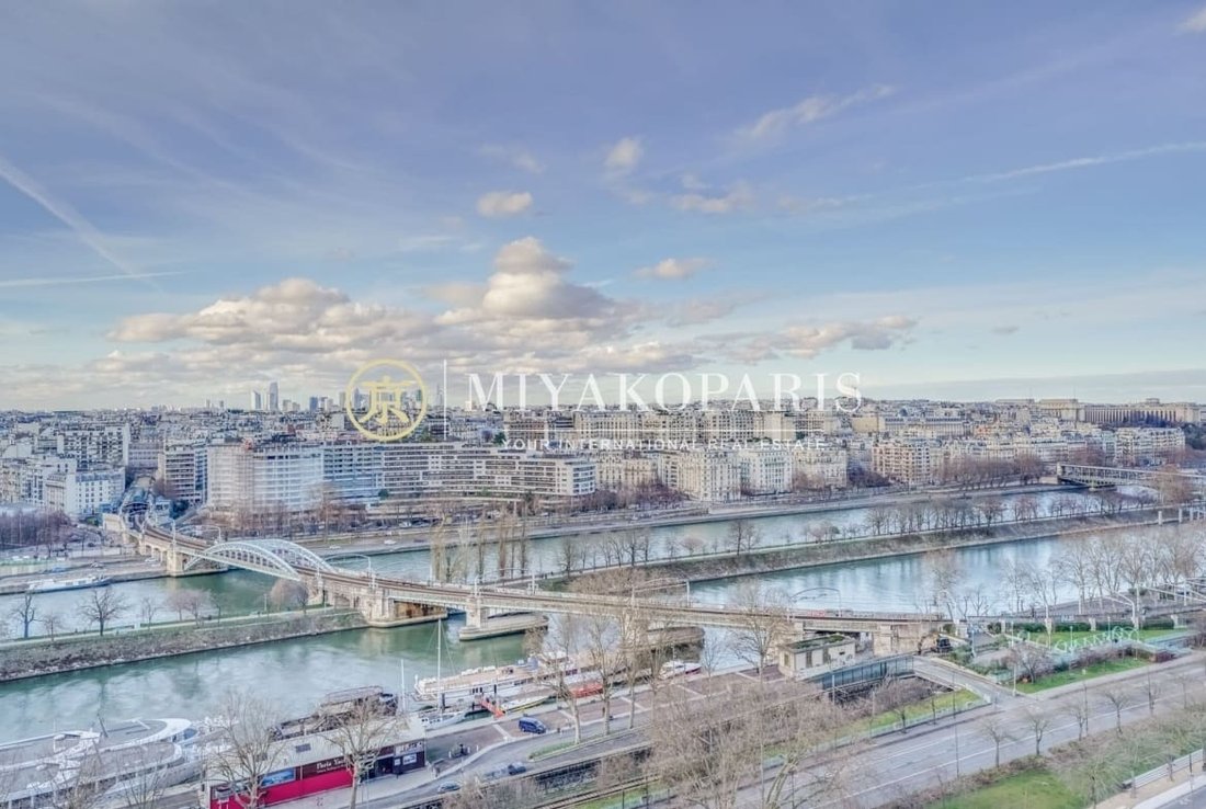 Apartment in Violet Commerce, Paris 15e Arrondissement, Paris 4 - 17128277