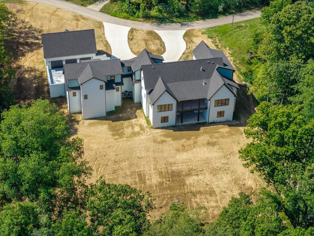 House in Prospect, Kentucky, United States 2 - 15120143