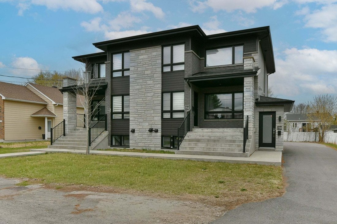 House in Laval, Quebec, Canada 3 - 18890671