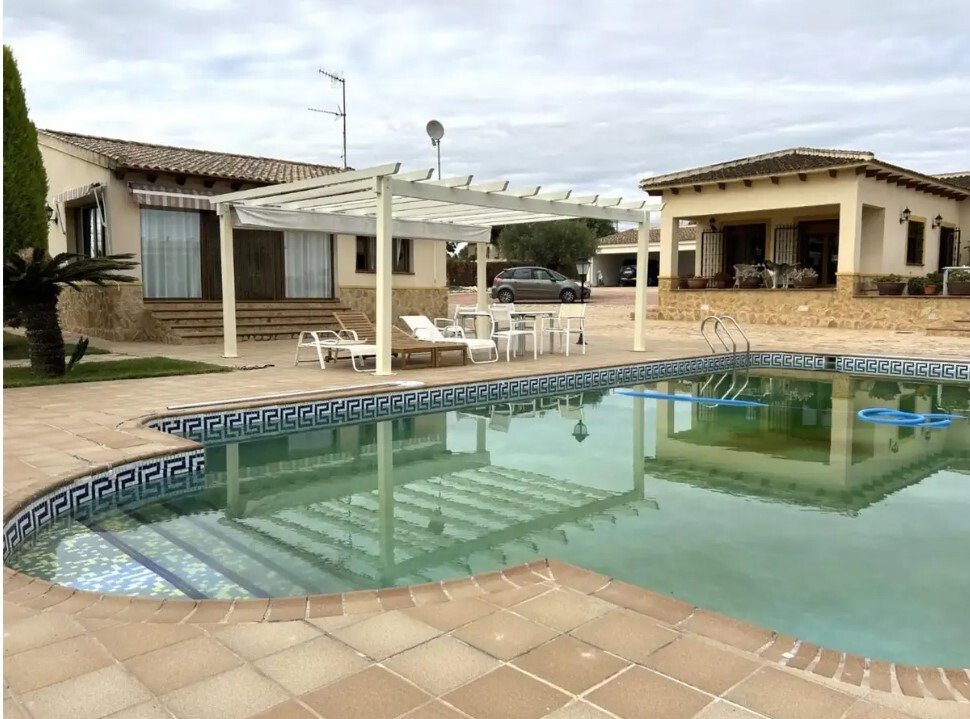Finca in Orihuela, Valencian Community, Spain 2 - 18890919