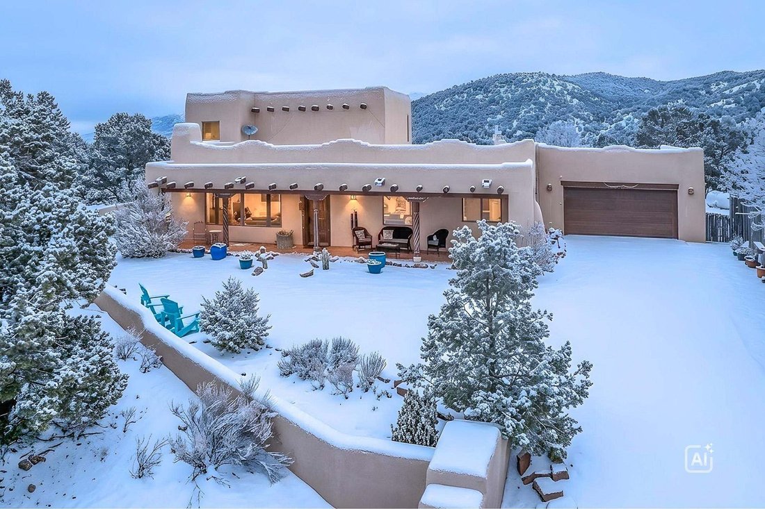 House in Ranchos de Taos, New Mexico, United States 4 - 18888373