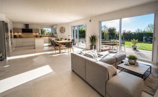 Apartment in Saint Bruno-Saint Augustin, Bordeaux, France 1