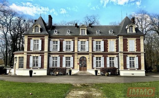 Schloss in Centre Ville, Pontoise, Frankreich 1