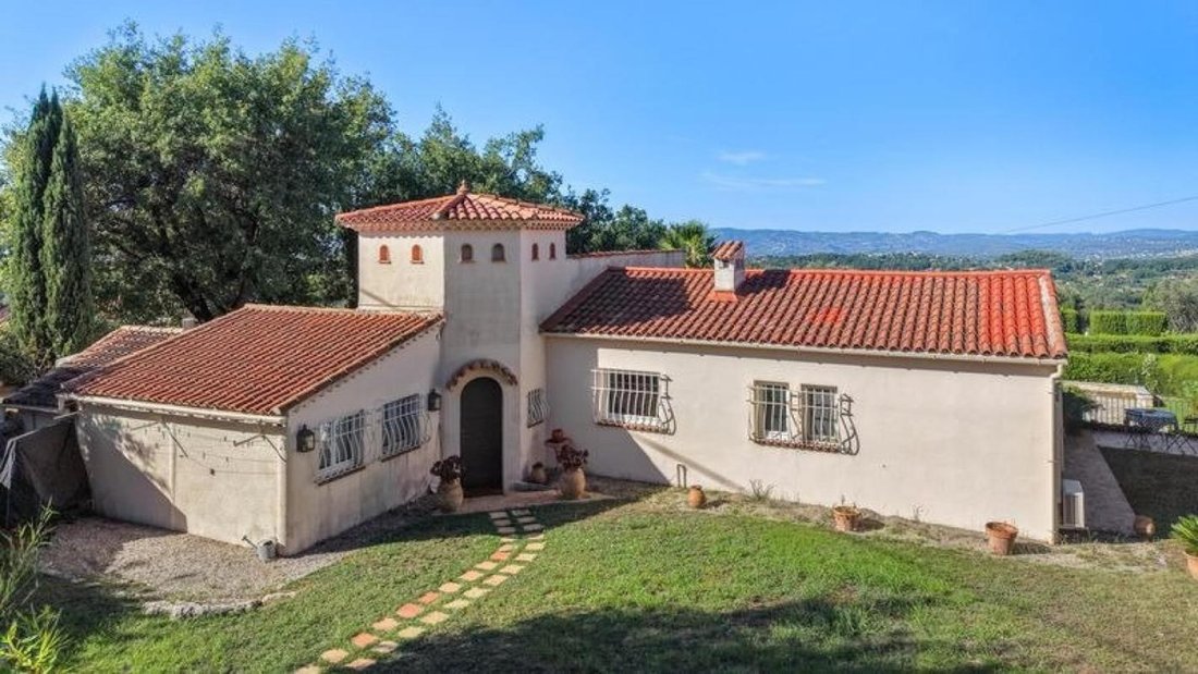 Maison à Valbonne, Provence-Alpes-Côte d'Azur, France 2 - 18887274