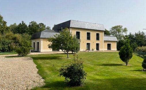 Maison à Bernay, Normandie, France 1