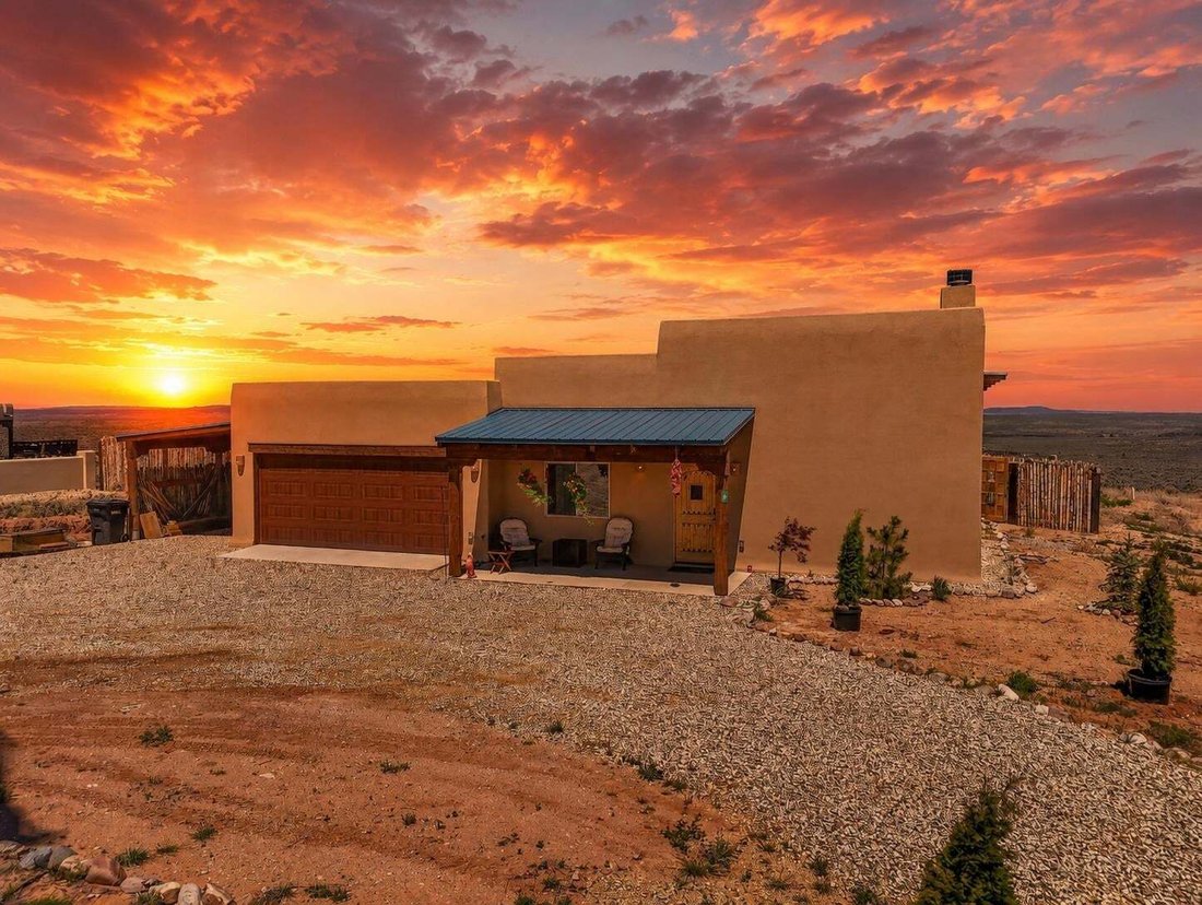 Maison à Ranchos de Taos, Nouveau-Mexique, États-Unis 1 - 18888380