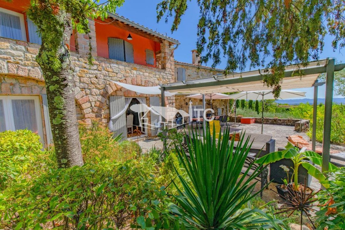 House in Les Vans, Auvergne-Rhône-Alpes, France 3 - 18881229