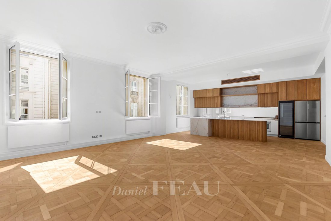 Wohnung in Elysées-Madeleine, Paris 8e Arrondissement, Paris 2 - 18884182
