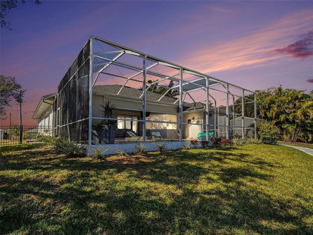 Casa a Port Charlotte, Florida, Stati Uniti 2 - 18889267