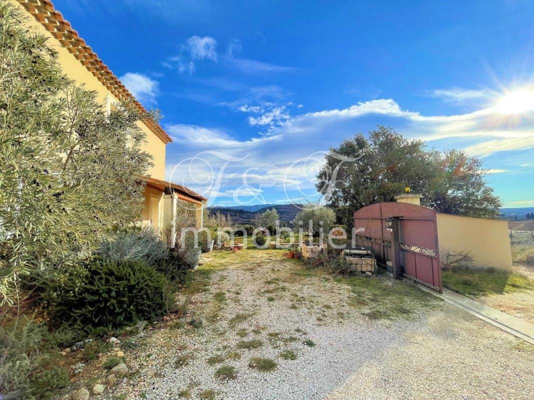 Villa in Villars, Provence-Alpes-Côte d'Azur, France 2 - 18883669