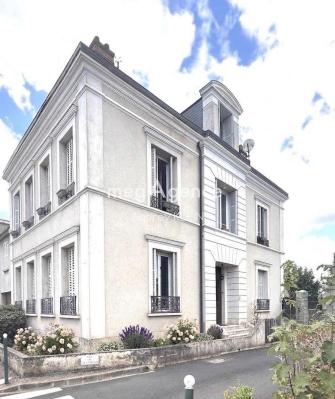Casa en Cannes-Écluse, Isla de Francia, Francia 1 - 18884556