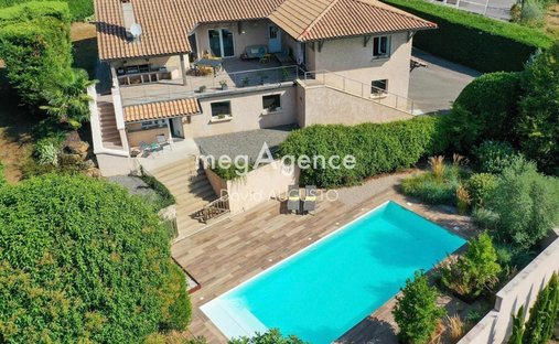 Haus in Fleurieux-sur-l'Arbresle, Auvergne-Rhone-Alpen, Frankreich 1
