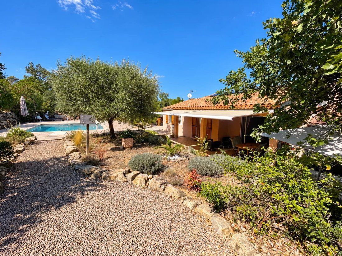 Maison à Le Thoronet, Provence-Alpes-Côte d'Azur, France 1 - 18880367