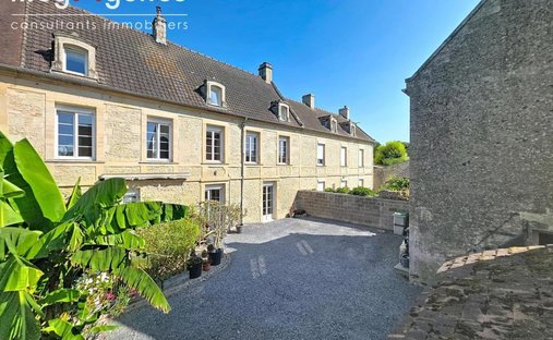 Haus in Thaon, Normandie, Frankreich 1