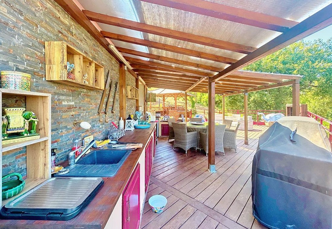 Villa in Les Mayons, Provence-Alpes-Côte d'Azur, France 5 - 18882576