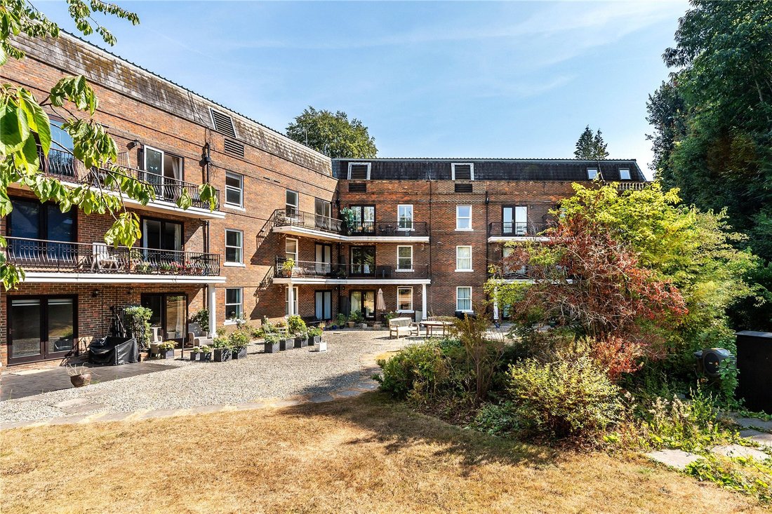 Apartment in Sevenoaks, England 1 - 18878926