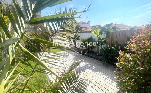 House in Les Sables-d'Olonne, Pays de la Loire, France 1