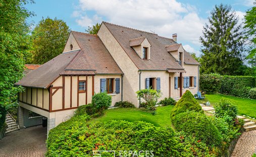 Villa in Vetheuil, Ile-de-France, France 1