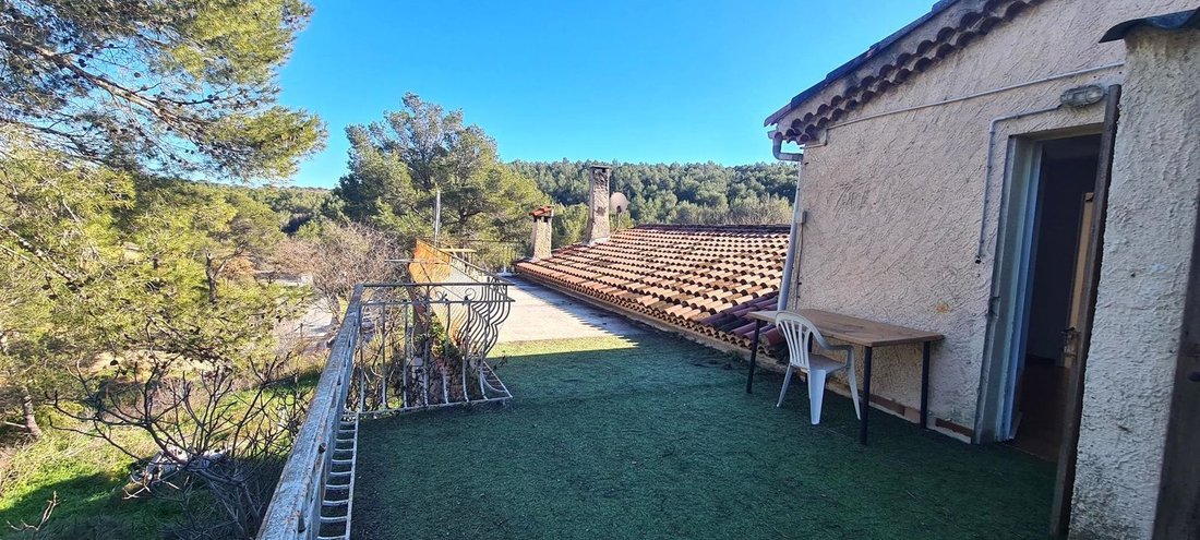 Casa a Cuges-les-Pins, Provenza-Alpi-Costa Azzurra, Francia 2 - 18880654