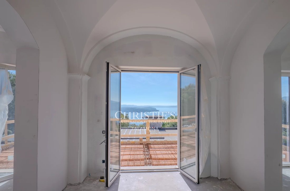 Apartment in Arizzano, Piedmont, Italy 1 - 17735849