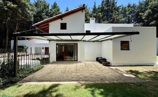 House in Jajalpa, State of Mexico, Mexico 1