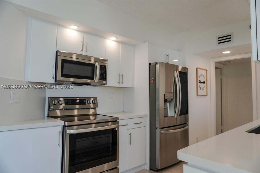 Condominio a Golden Beach, Florida, Stati Uniti 2 - 18879118