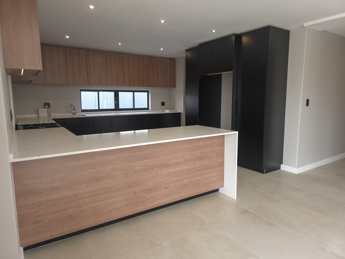 House in Gauteng, South Africa 5 - 18890408