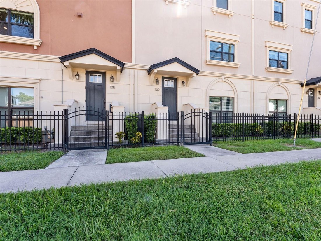 Townhouse in Tampa, Florida, United States 3 - 18889316