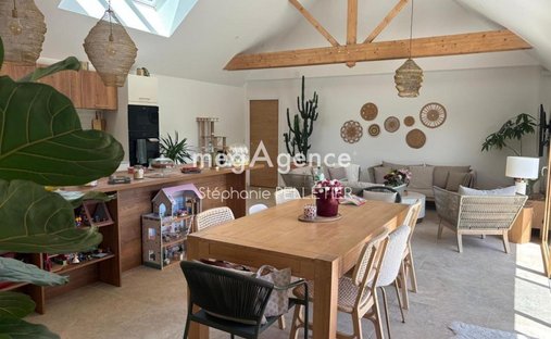 House in La Richardais, Brittany, France 1