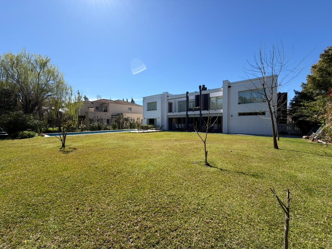 House in Rincón de Milberg, Buenos Aires Province, Argentina 1 - 18889921
