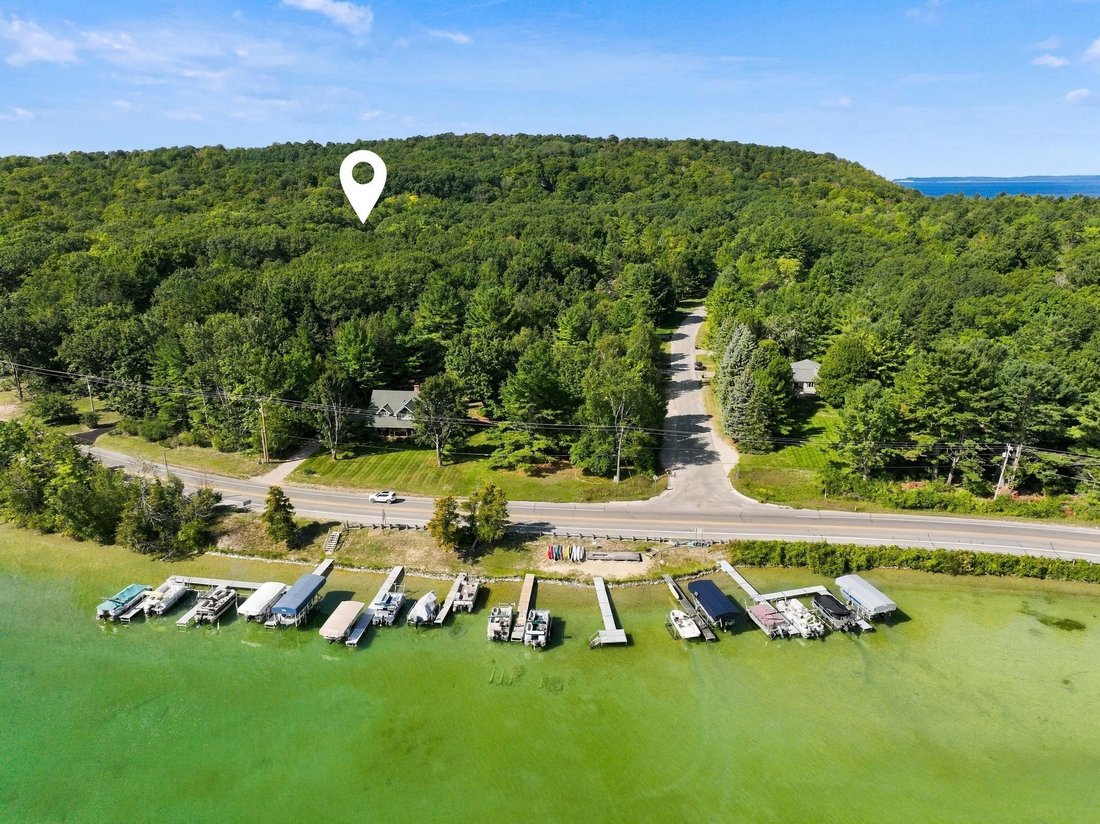 House in Leland, Michigan, United States 2 - 18890326