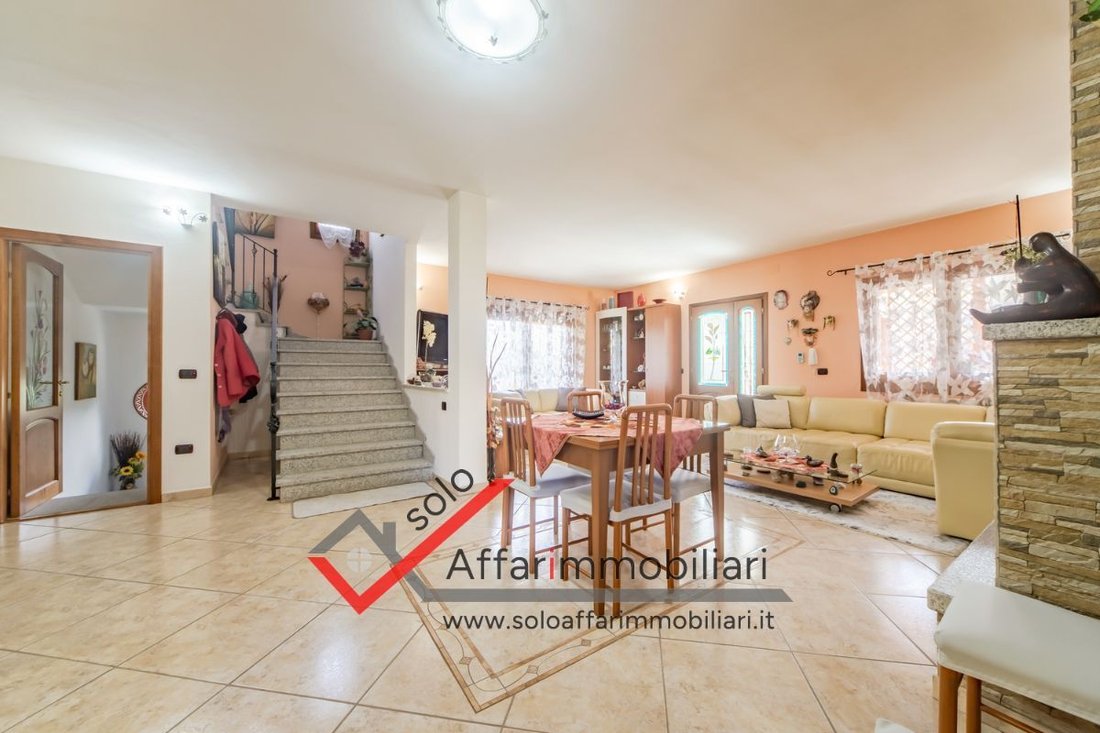 Villa in Centro, Olbia, Italy 2 - 18879483